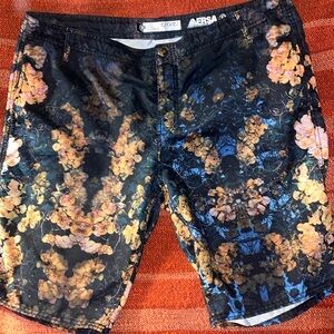 MENS EZEKIEL HYBRID BOARD SHORTS SZ 38